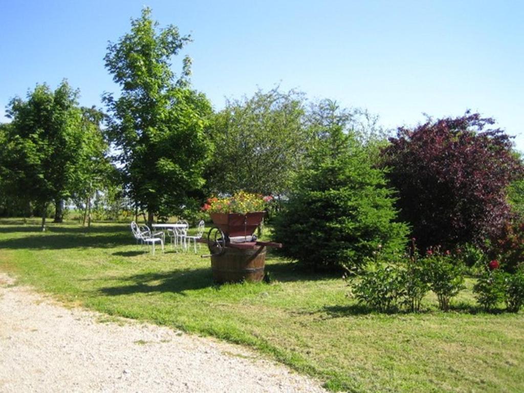 Ferme Peschard Bed and Breakfast Séris Buitenkant foto